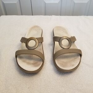 CROCS Women's Beige Slide Sandals